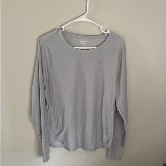 Old Navy CloudMotion Blue Gray Long Sleeve Top. Size Large. NWOT - Picture 1 of 4